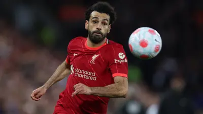 رسميا.. محمد صلاح ينافس دي بروين على جائزة أفضل لاعب في البريميرليغ بحسب رابطة الدوري الإنجليزي