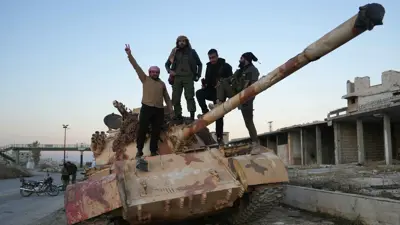 مسلحون من الفصائل في حلب