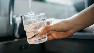شرب الماء