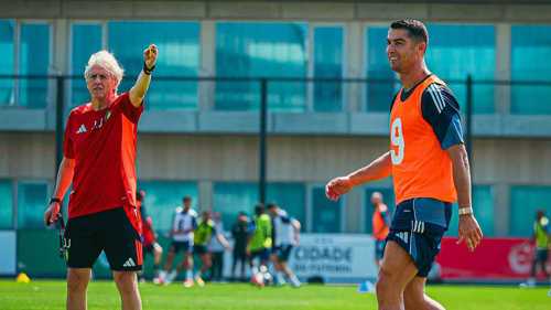 رونالدو وجيسوس في تدريبات النصر السعودي