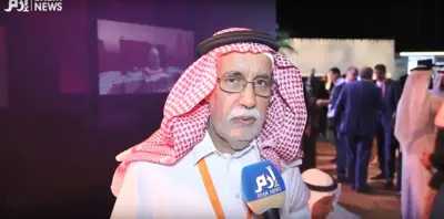 بالفيديو ..أكاديمي سعودي يشبه انتشار الإعلام بـ"إمبراطورية النمل"