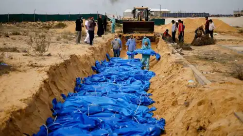 مقبرة جماعية في غزة 