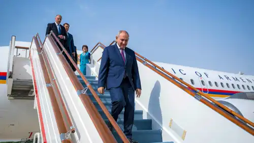 رئيس وزراء أرمينيا نيكول باشينيان