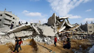 آثار الدمار جراء الحرب الإسرائيلية على غزة
