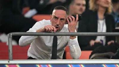 فرانك ريبيري نجم منتخب فرنسا السابق