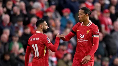 محمد صلاح وفان دايك