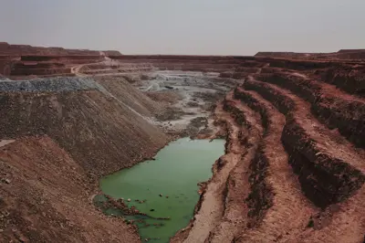 بسبب إيران.. أقمار صناعية غربية تراقب يورانيوم النيجر