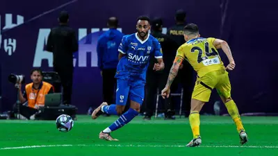 متعب الحربي بقميص الهلال السعودي