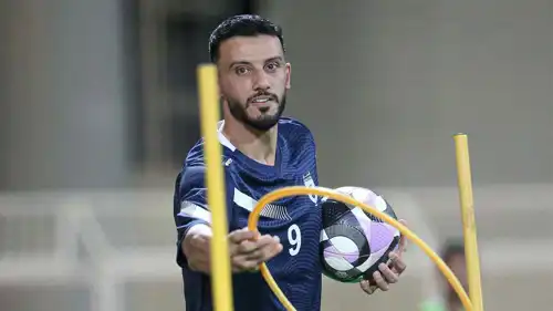 عمر السومة في تدريبات الحزم السعودي