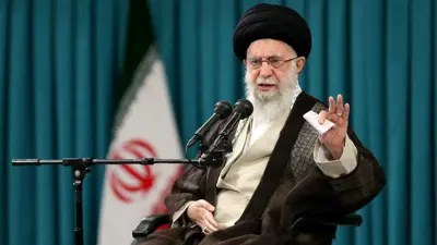 علي خامنئي