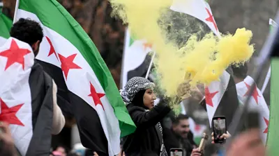 مشهد من الاحتفالات بسقوط نظام الأسد في دمشق