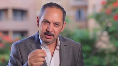 الفنان المصري كمال أبو رية