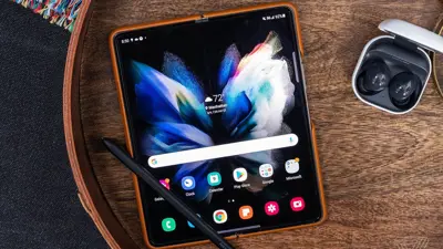 بتطوير Galaxy Z Fold 3.. هل قتلت سامسونغ سلسلة "Note 22" بالفعل؟‎‎