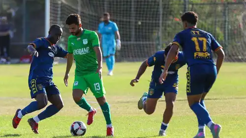من مباراة المصري والترجي الودية