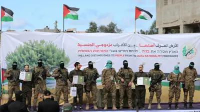 جانب من عمليات تبادل الأسرى بين إسرائيل وحماس