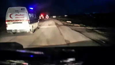 صورة لسيارات الإسعاف التي أطلق الرصاص عليها