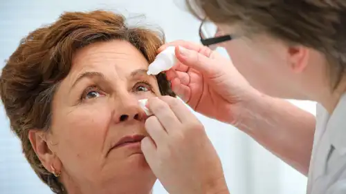 قطرة عين لكبار السن