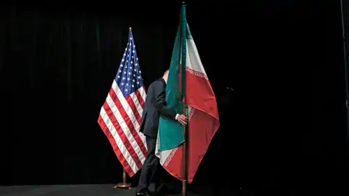 العلمان الأمريكي والإيراني