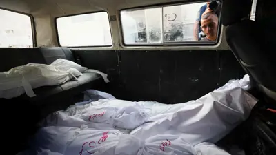 تشييع جثامين فلسطينيين في غارات إسرائيلية على غزة