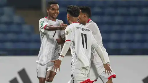 احتفال لاعبي منتخب اليمن
