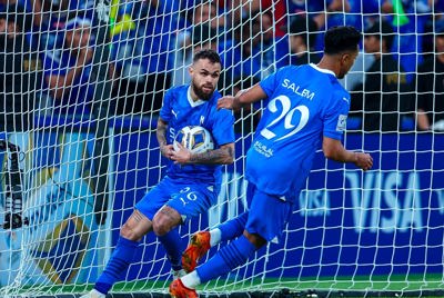 مقطع فيديو يتسبب في هجوم كاسح على نجم الهلال (شاهد)

