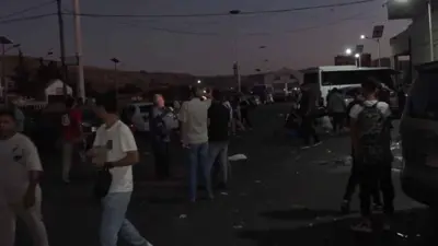 منقطة معبر "جديدة يابوس" بعد تعرضها لغارة إسرائيلية