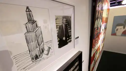 رسم دونالد ترامب لمبنى إمباير ستيت