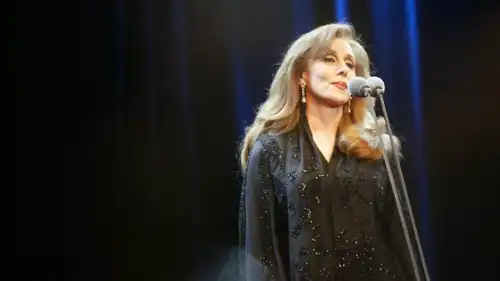 الفنانة اللبنانية فيروز