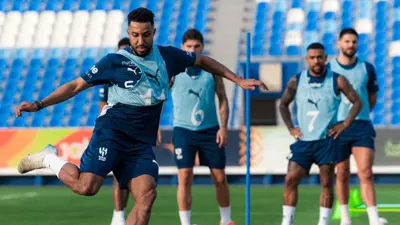 سالم الدوسري في تدريبات الهلال السعودي