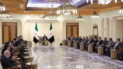 الشرع مستقبلا هيئة التفاوض والإئتلاف الشهر الماضي 