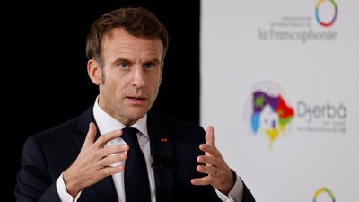 ماكرون يتهم روسيا بممارسة نفوذ "متوحش" على أفريقيا‎‎