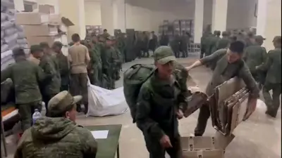 جنود كوريا الشمالية في قاعدة روسية
