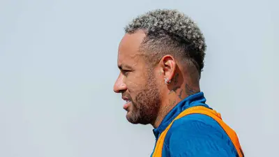 نيمار في تدريبات الهلال السعودي