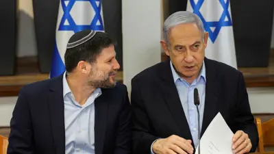 رئيس الوزراء الإسرائيلي بنيامين نتنياهو، ووزير المال الإسرائيلي بتسلئيل سموتريتش