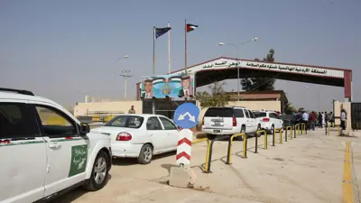 ى معبر جابر الحدودي بين الأردن وسوريا