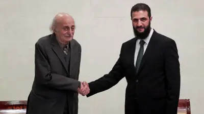 لقاء سابق بين أحمد الشرع ووليد جنبلاط