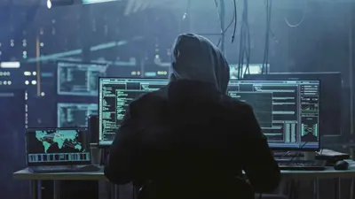 تعبيرية لقراصنة الإنترنت