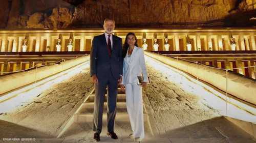 من رهبة المعابد إلى الملوخية.. رحلة ساحرة لملك إسبانيا في مصر (فيديو إرم)