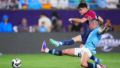 من مباراة برشلونة ومانشستر سيتي الودية
