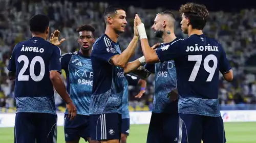 فرحة لاعبي النصر بالرباعية أمام التعاون