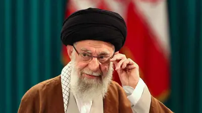 علي خامنئي 