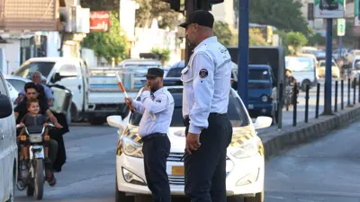 رجال شرطة في مناطق كانت تخضع للمعارضة السورية قبل سقوط نظام الأسد