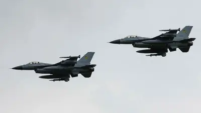 مقاتلات F16