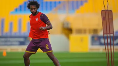 النصر يتفق مبدئيا على تجديد عقد عبد المجيد الصليهم لمدة 3 مواسم