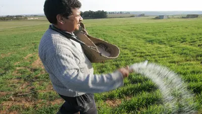 نقابة مغربية تحذر حكومة أخنوش من أزمة أمن غذائي