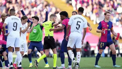 من مباراة ريال مدريد وبرشلونة في الكلاسيكو