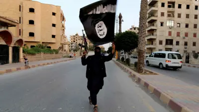 أحد عناصر تنظيم داعش