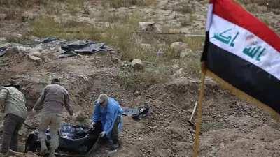 مقبرة جماعية في تكريت العراقية