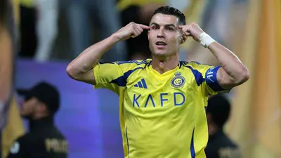 رونالدو نجم النصر السعودي في مواجهة العين الإماراتي