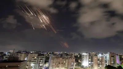 صواريخ إيرانية فوق إسرائيل